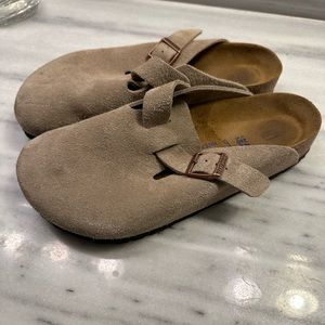 Birkenstock Boston Taupe Suede Clog 40